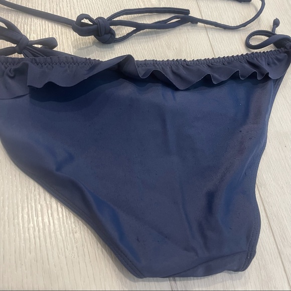 HOLLISTER Dark Blue Triangle Bikini Set - Picture 7 of 8